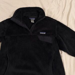 Patagonia Black Fleece Pullover with Multicolor Logo